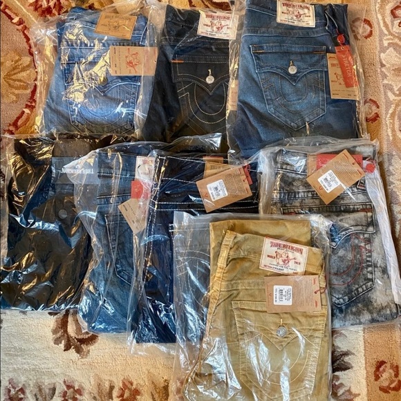 🛑SOLD🛑🕺🏻🕺🏻🕺🏻NWT Lot of TR 7 Jeans & 1 in Corduroy - Picture 2 of 3